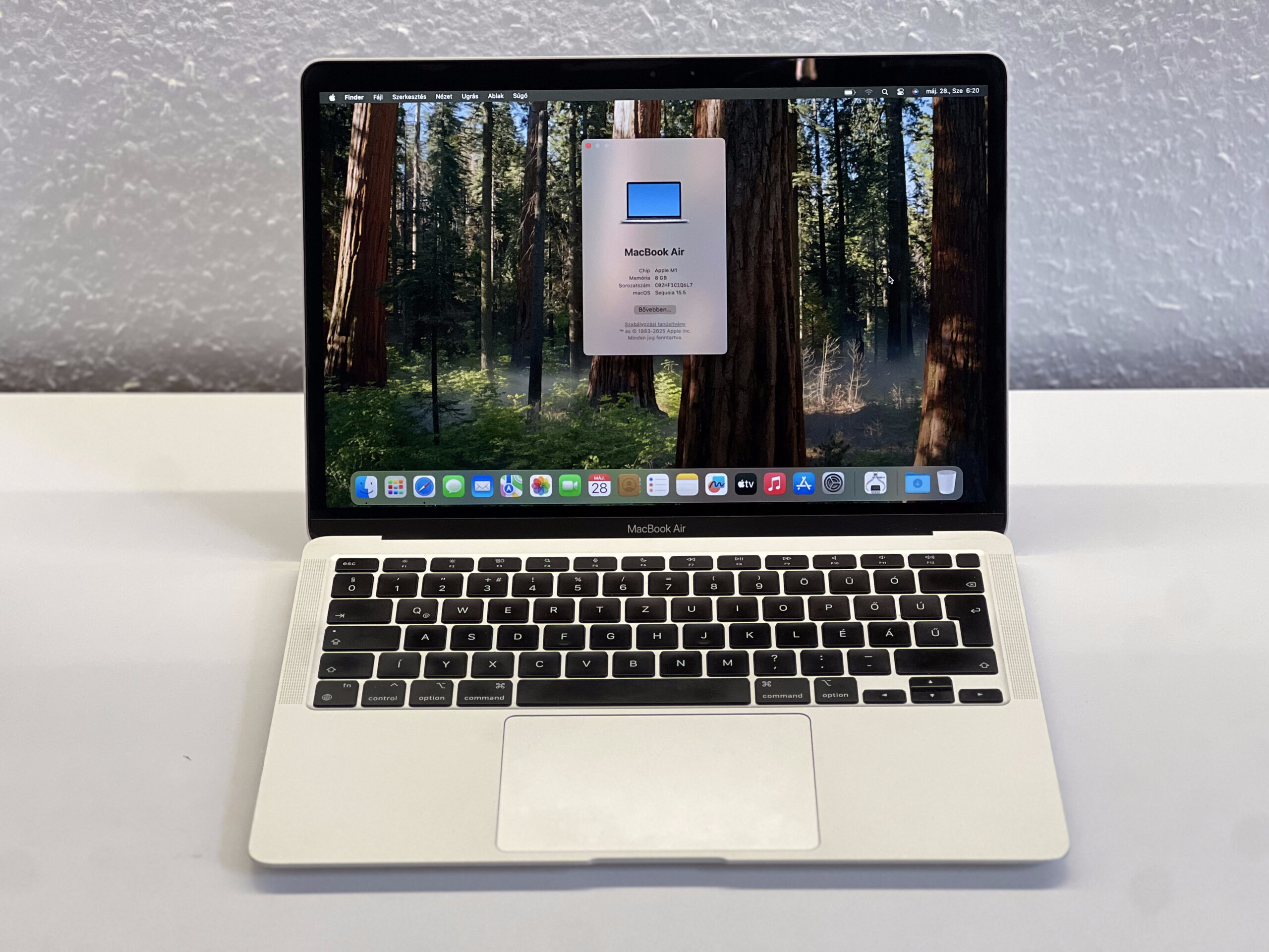 MacBook Air 2020 13 M1 256GB 2 ÉV Garanciával Számlával