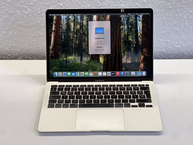 MacBook Air 2020 13 M1 256GB 2 ÉV Garanciával Számlával