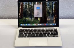 MacBook Air 2020 13 M1 256GB 2 ÉV Garanciával Számlával