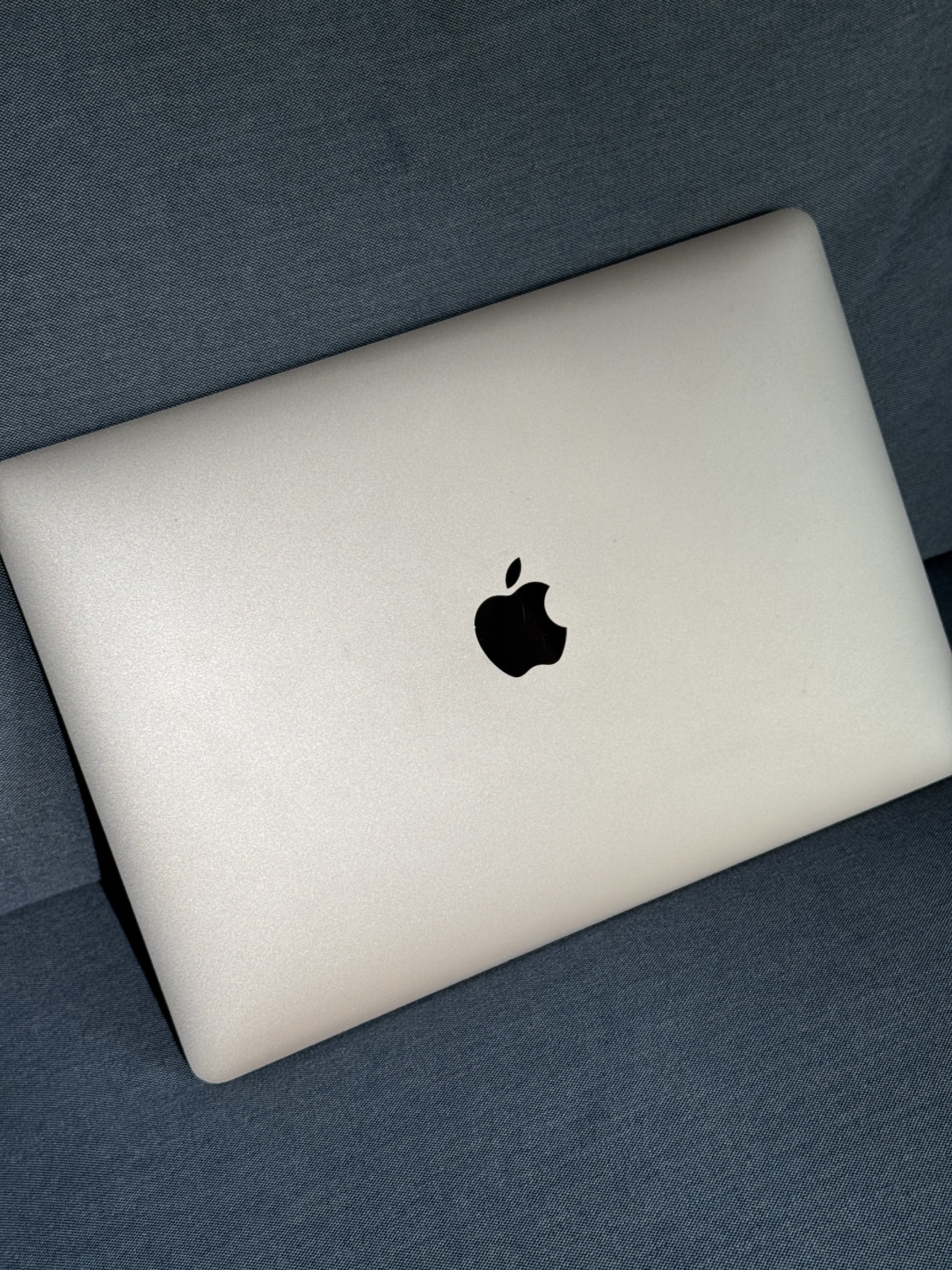 MacBook Pro Retina A2159 i5-8GB-256GB