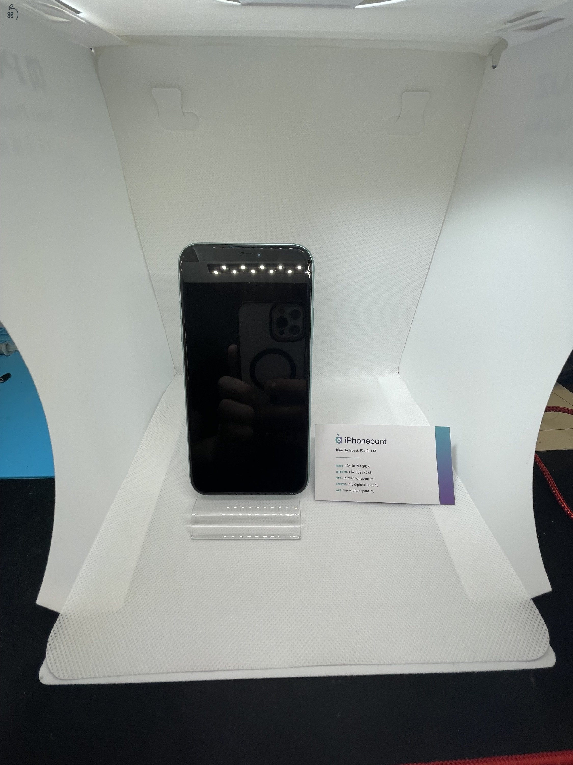 Eladó iPhone 11 (64GB) – Különleges Almazöld Színben!