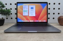  Apple Retina Macbook Pro 13 Touchbar  - 2017 2018-as gyártás - Használt, megkímélt állapot - 500 Gb SSD  