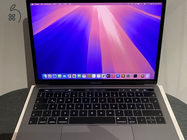 Apple MacBook Pro A1989 Új Akku!!