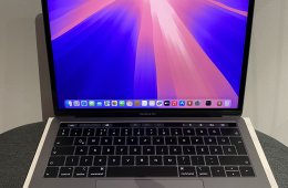 Apple MacBook Pro A1989 Új Akku!!