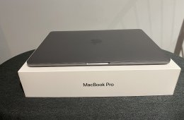 Apple MacBook Pro A1989 Új Akku!!