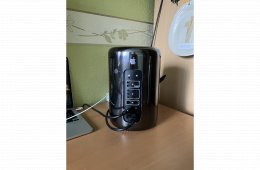 Eladó Apple Mac Pro (2013, 6.1), 8 mag, 64 GB, 1 TB apple SSD, AMD FirePro D500 3 GB