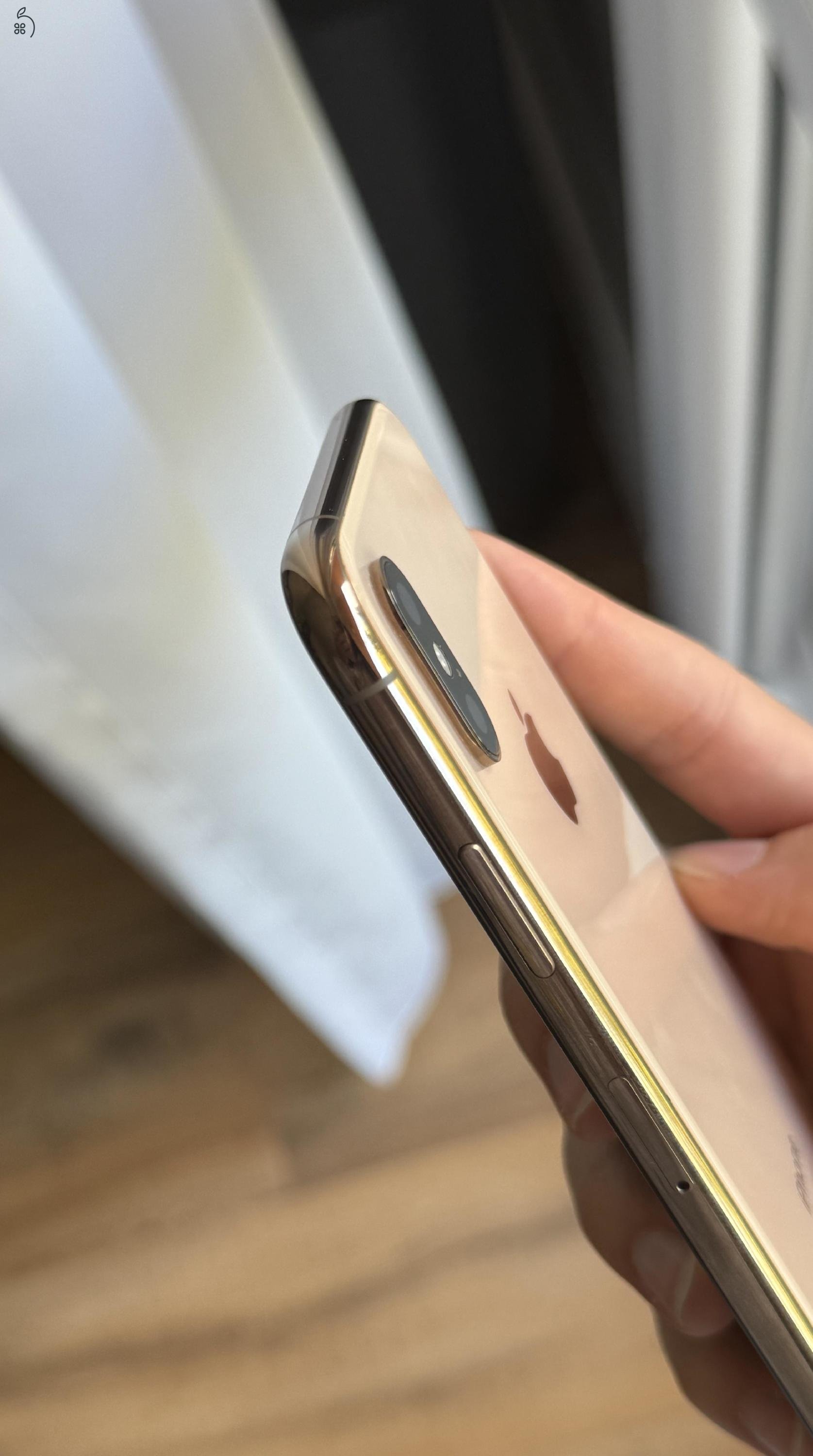 Rosegold iPhone XS
