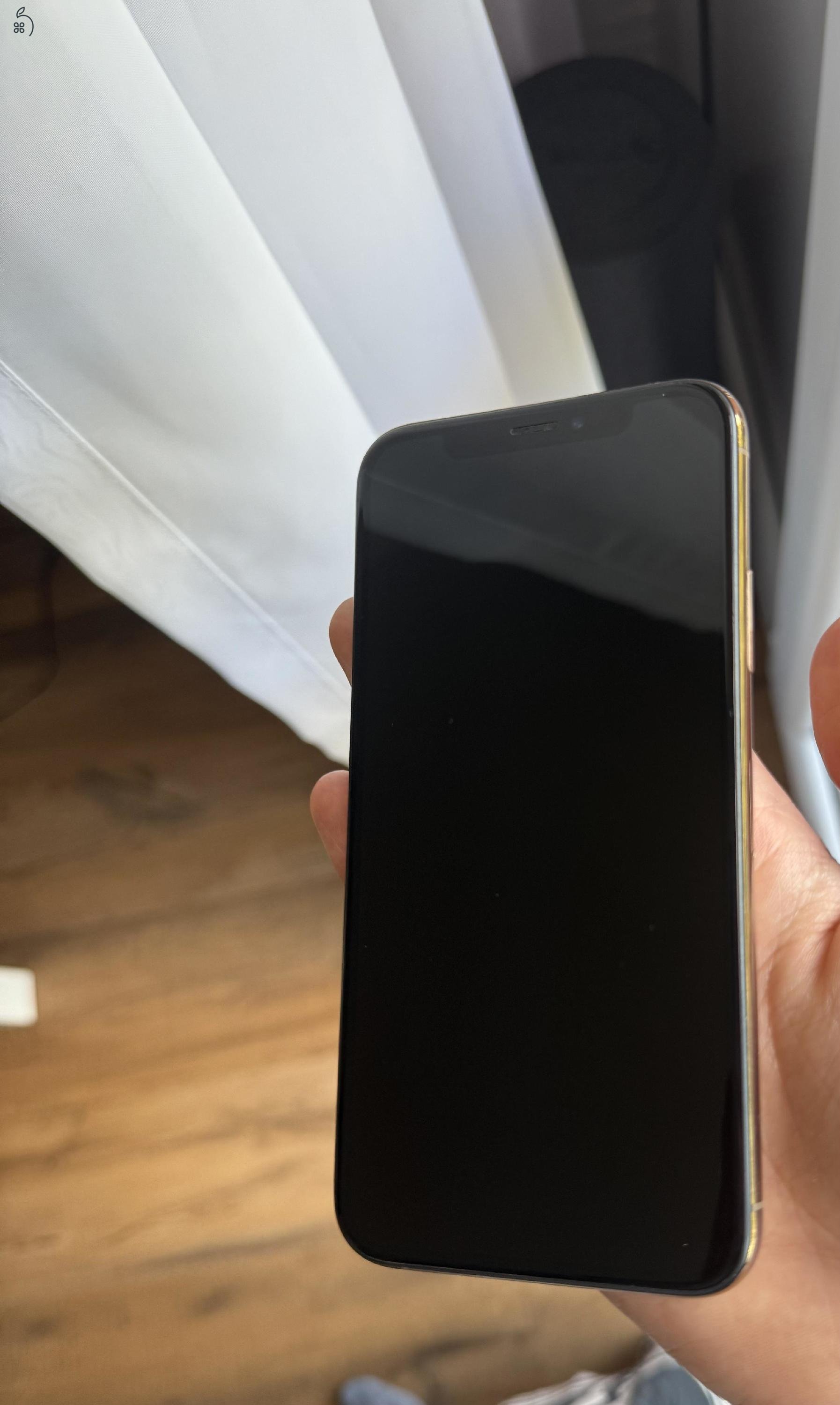 Rosegold iPhone XS