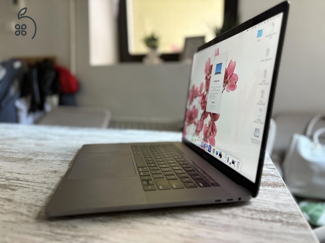 MacBook Pro 15 A1990 2018 Space Grey (32GB) (512GB)