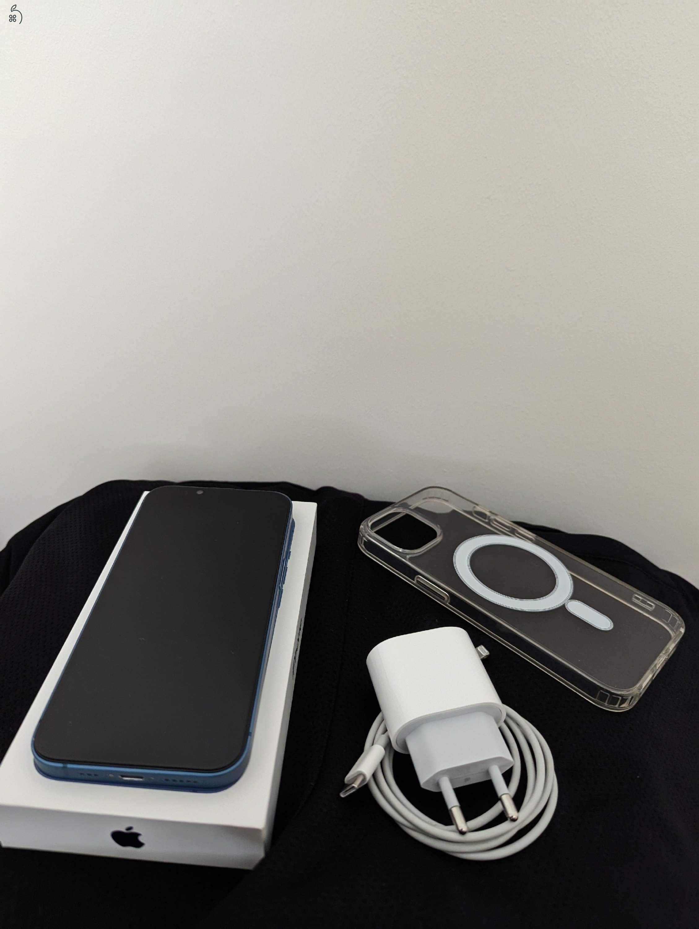 Eladó Iphone 13 (256GB)