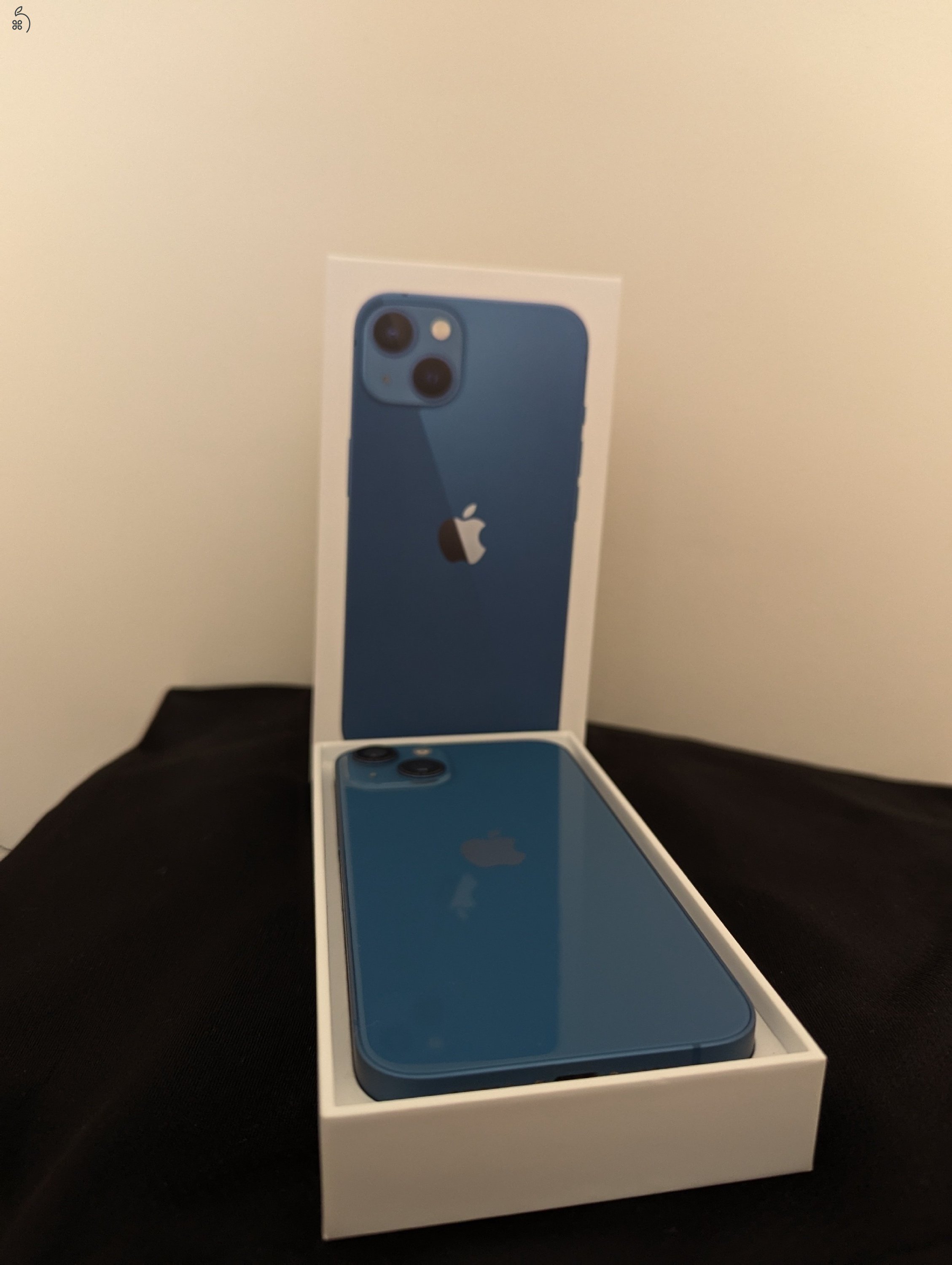Eladó Iphone 13 (256GB)