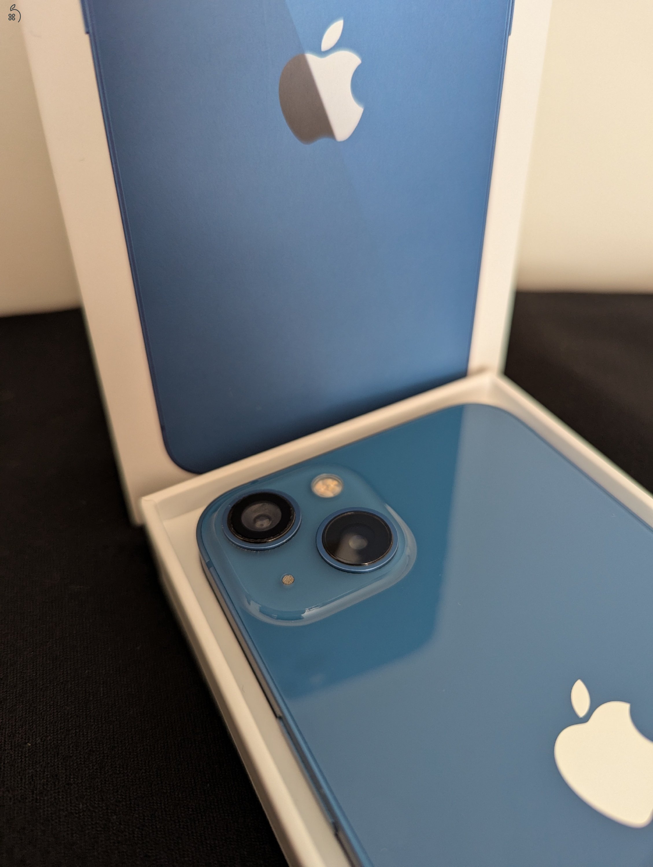 Eladó Iphone 13 (256GB)