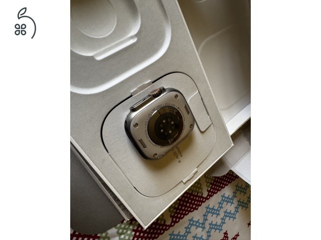 Apple Watch Ultra 2 Titanium, Cellular, hibátlan