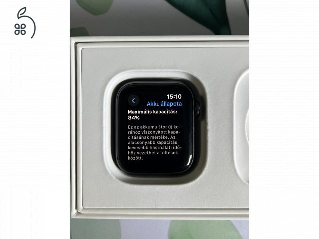 Apple Watch S4 Space gray, 40 mm, jó állapotban eladó