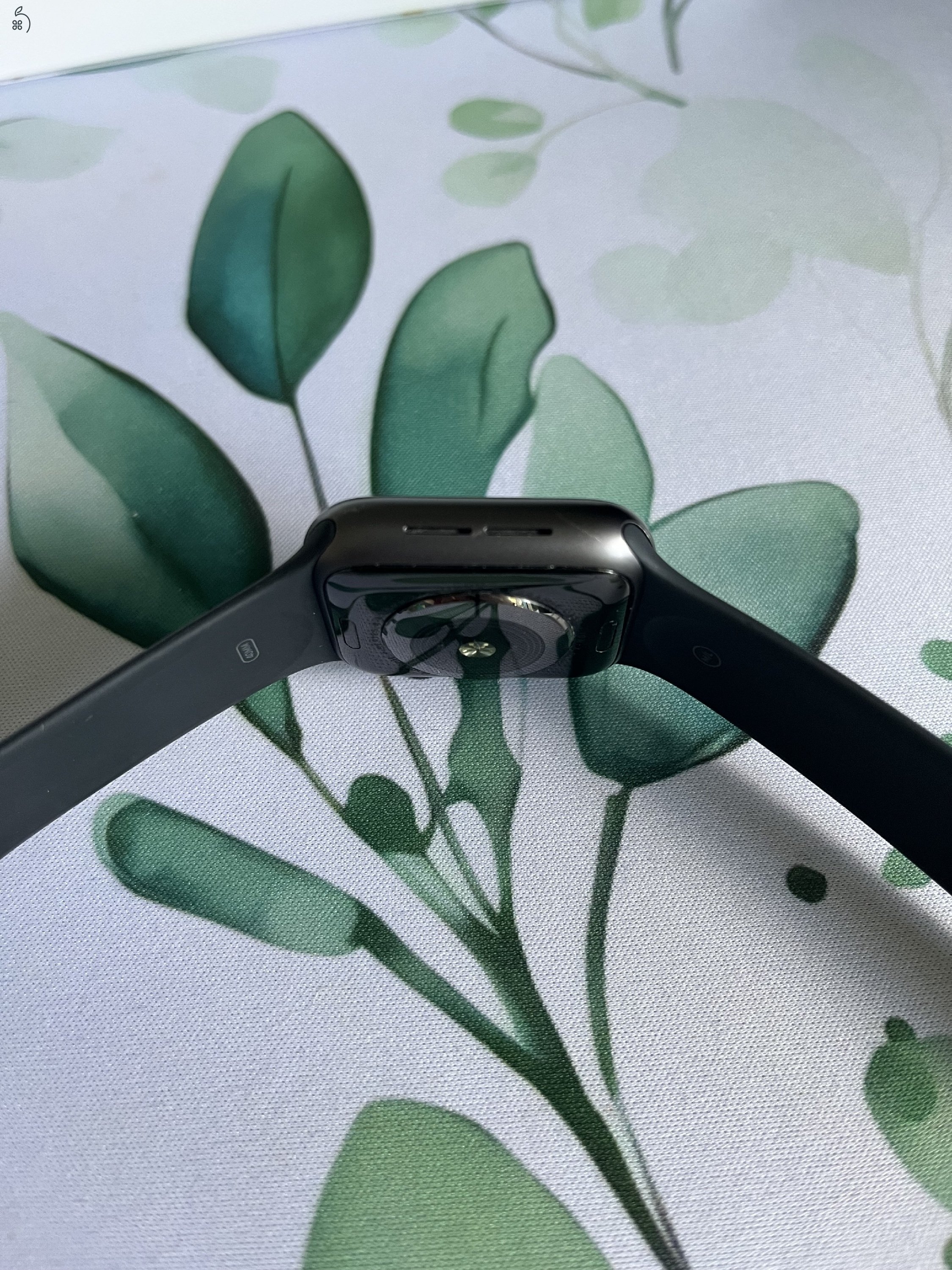 Apple Watch S4 Space gray, 40 mm, jó állapotban eladó