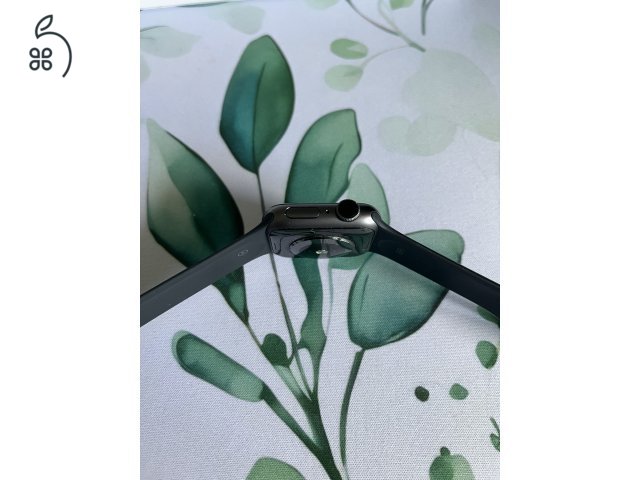 Apple Watch S4 Space gray, 40 mm, jó állapotban eladó