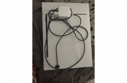 APPLE MACBOOK AIR 13.6