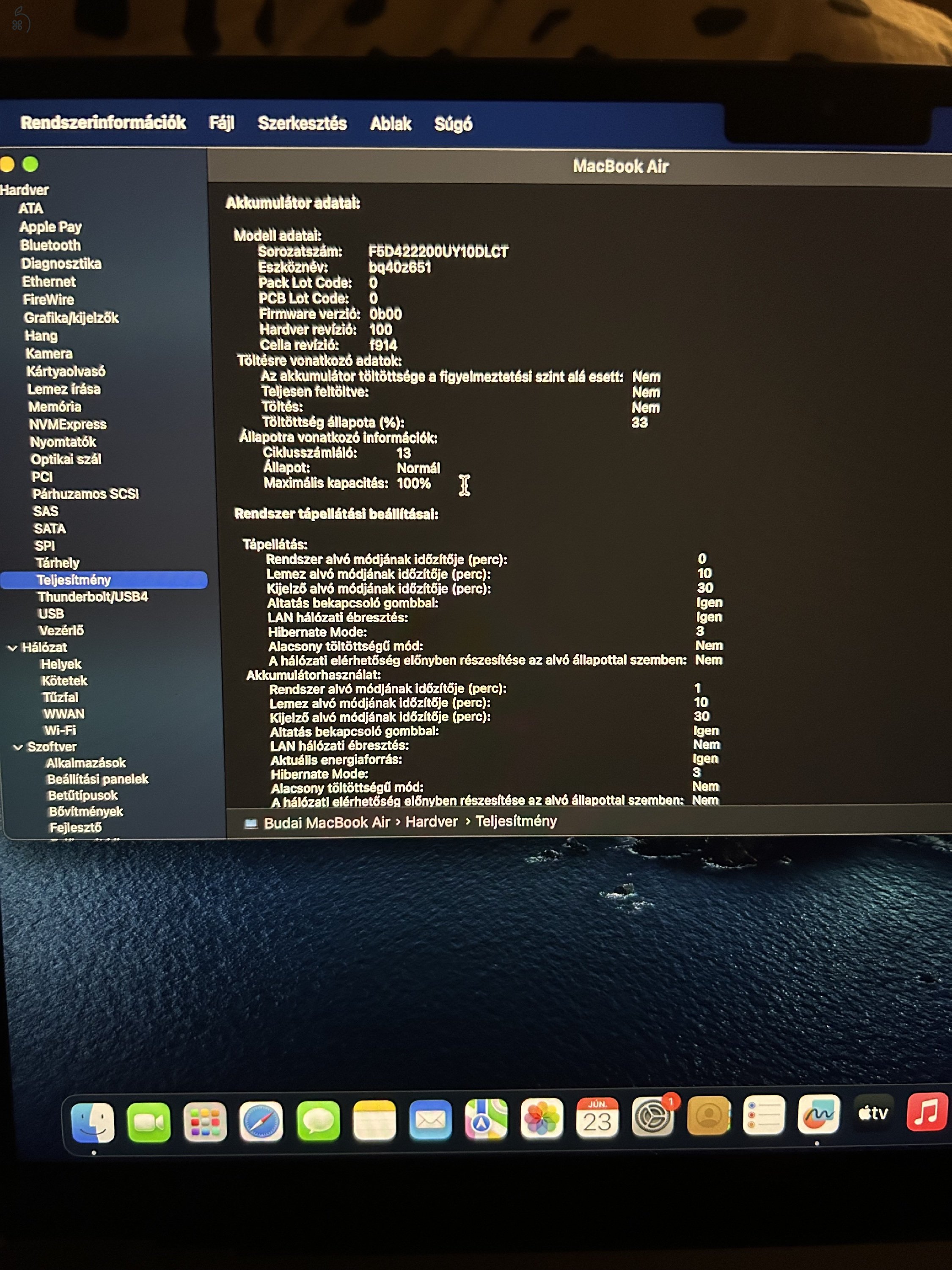 APPLE MACBOOK AIR 13.6