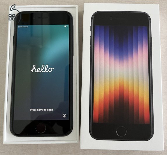 iPhone SE 3 (2022) 64GB fekete bontatlan, független, gyári garanciával EarPoddal