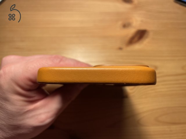 iPhone 13 Pro Max Apple bőrtok