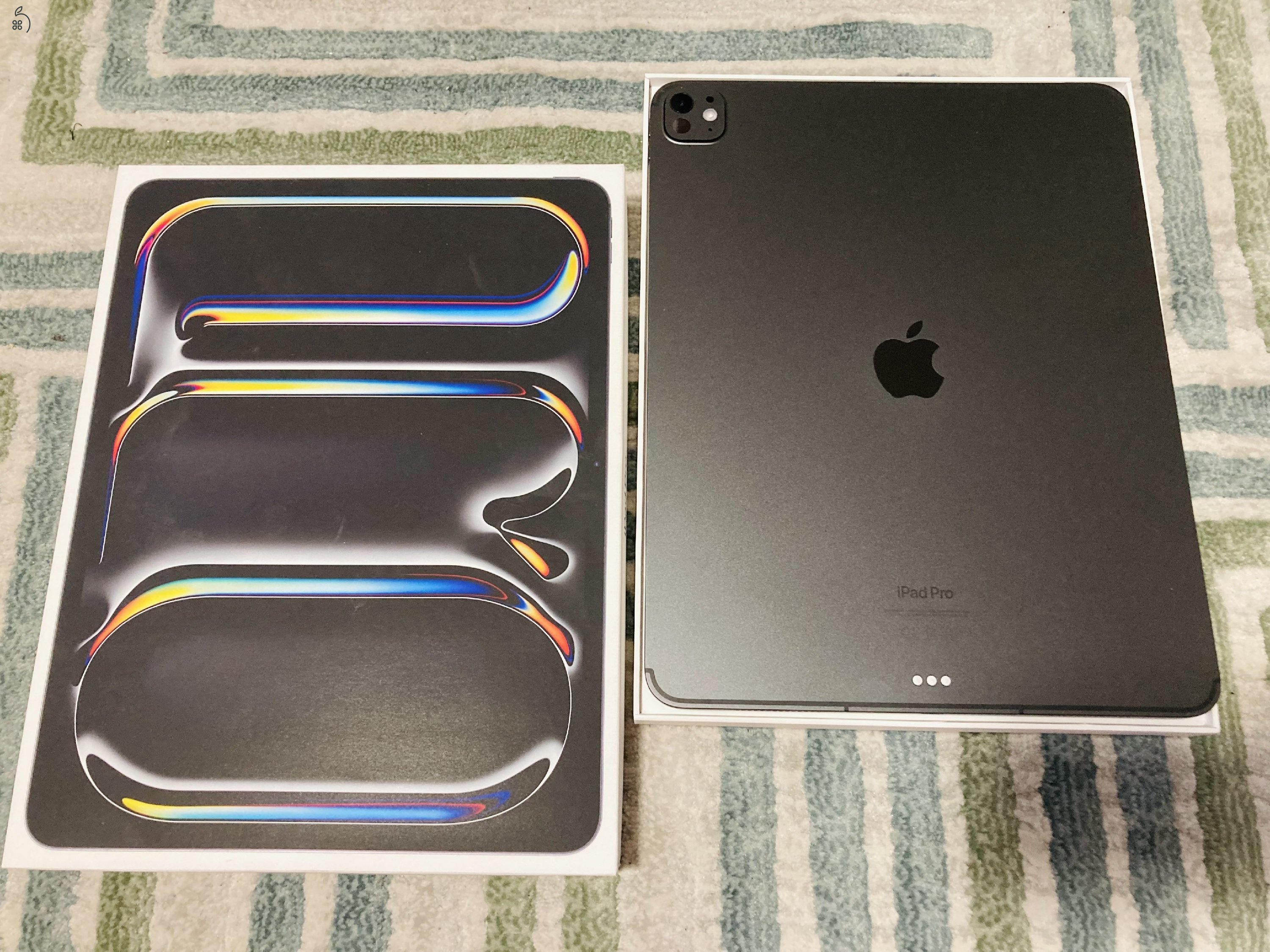 ÚJ* iPad PRO 13” M4 Chip! 256GB WIFI + Cellular! 1 év Apple garancia!