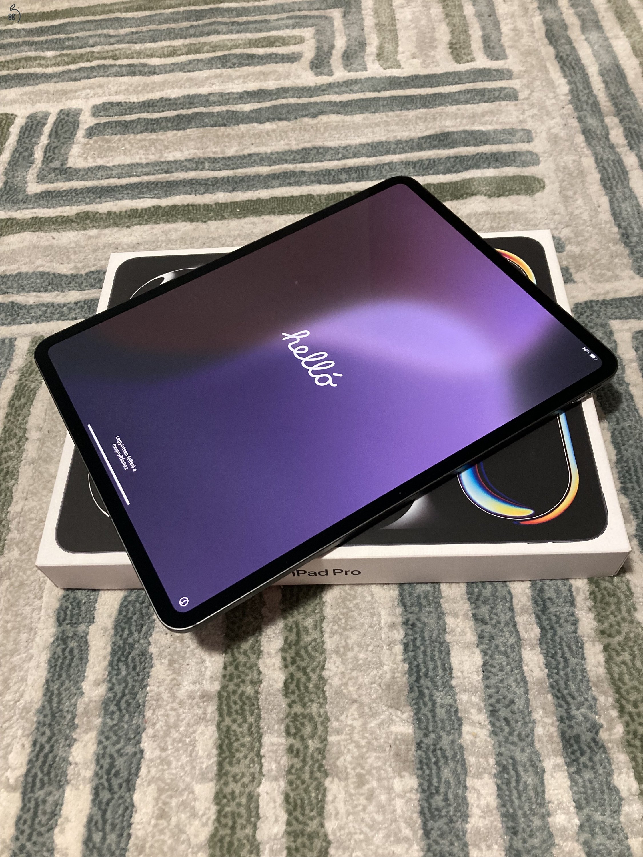 ÚJ* iPad PRO 13” M4 Chip! 256GB WIFI + Cellular! 1 év Apple garancia!