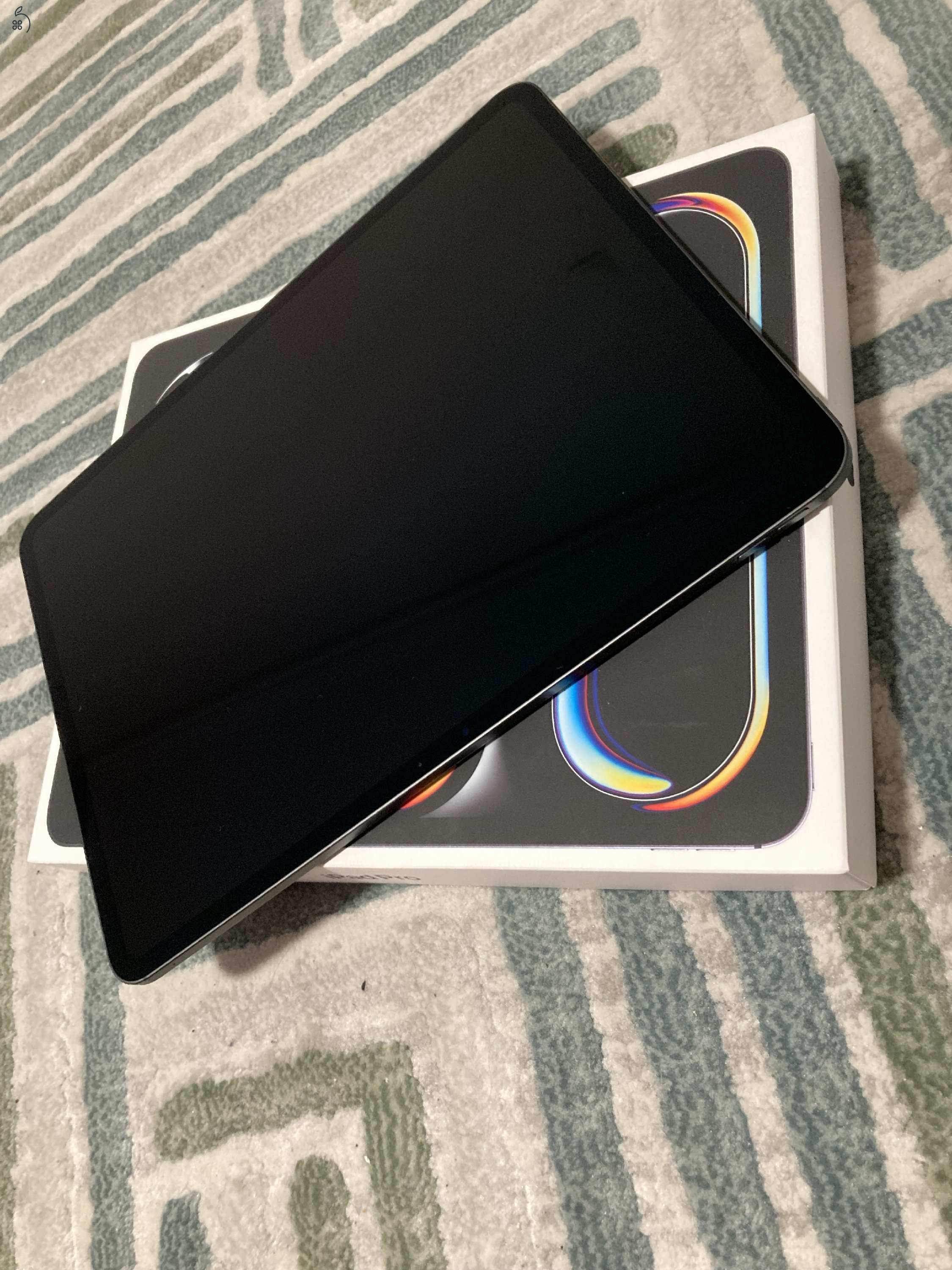 ÚJ* iPad PRO 13” M4 Chip! 256GB WIFI + Cellular! 1 év Apple garancia!