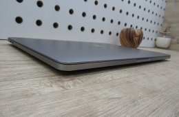 Apple Macbook Pro 13 Touchbar M1 - 2020 - Használt