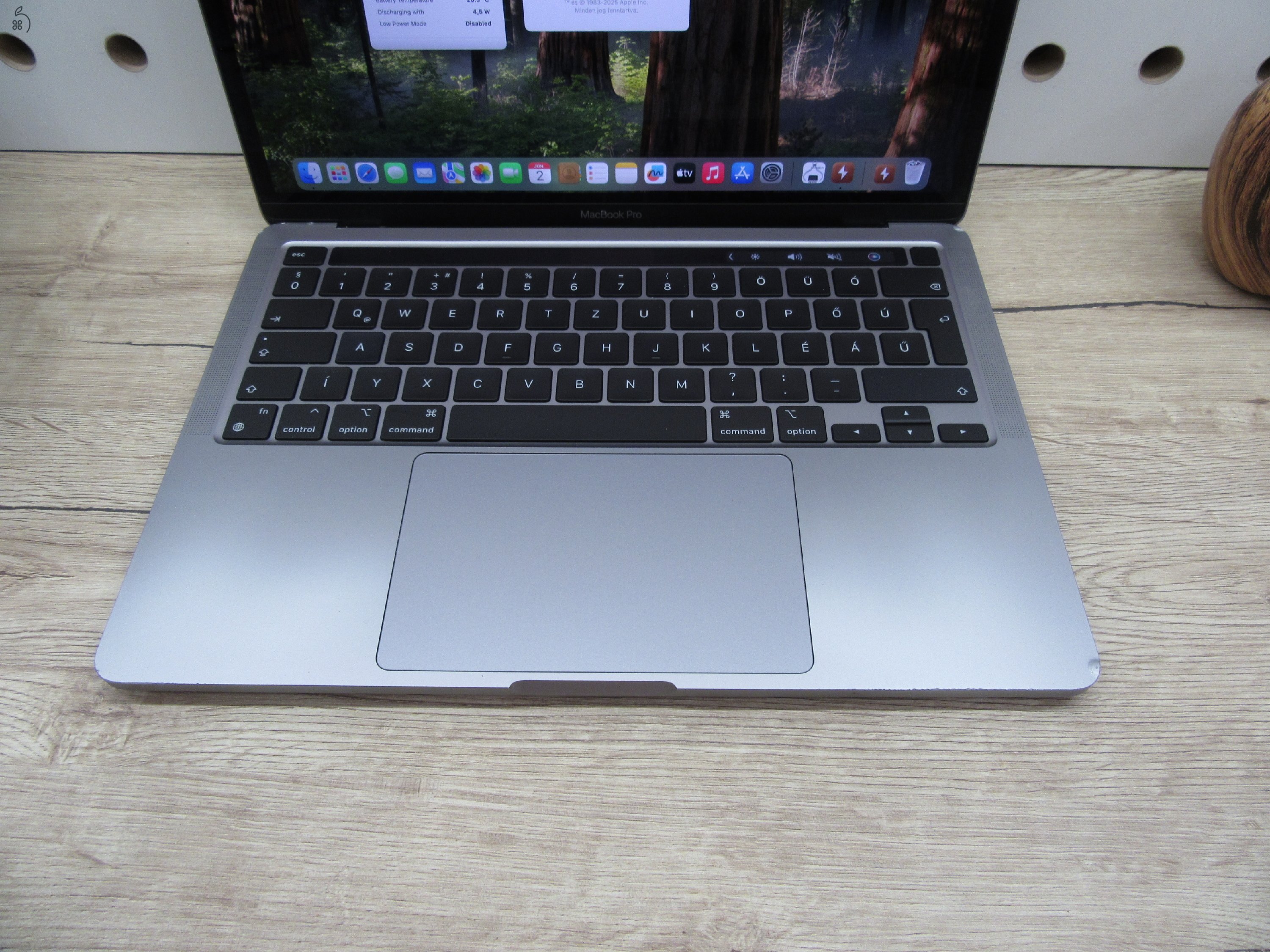 Apple Macbook Pro 13 Touchbar M1 - 2020 - Használt
