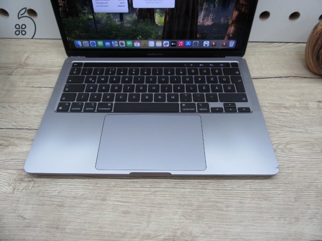 Apple Macbook Pro 13 Touchbar M1 - 2020 - Használt