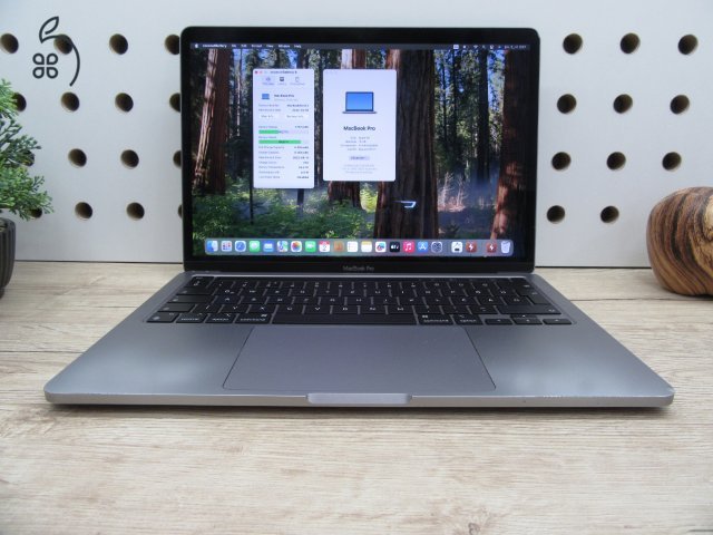 Apple Macbook Pro 13 Touchbar M1 - 2020 - Használt