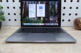 Apple Macbook Pro 13 Touchbar M1 - 2020 - Használt