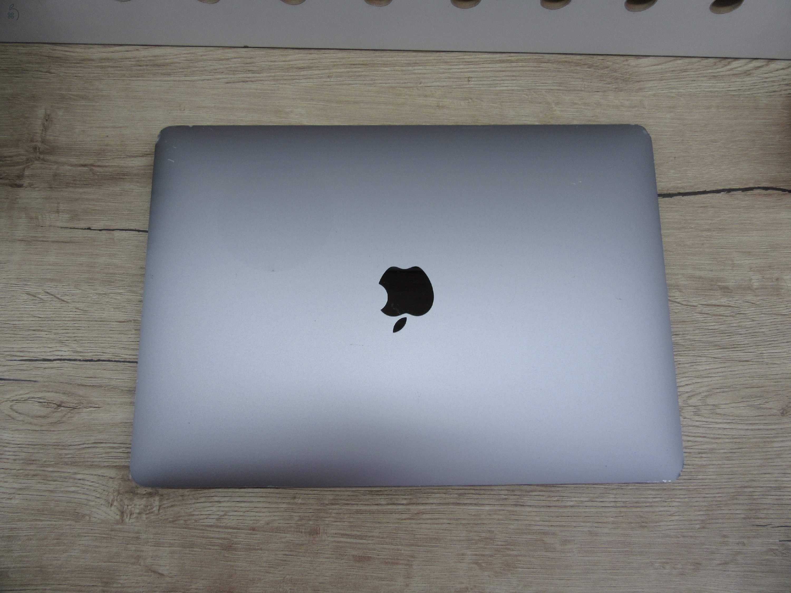 Apple Macbook Pro 13 Touchbar M1 - 2020 - Használt