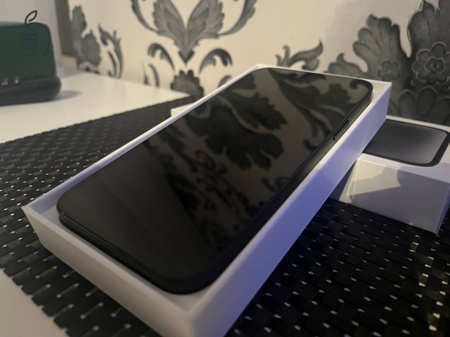 Eladó iPhone 14 plus független 