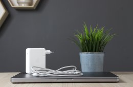Apple MacBook Pro 16