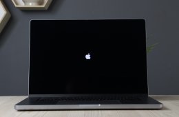 Apple MacBook Pro 16