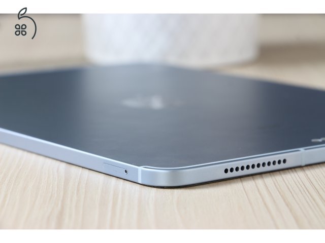 Apple iPad Air 4 64GB Cellular Blue C US-6792