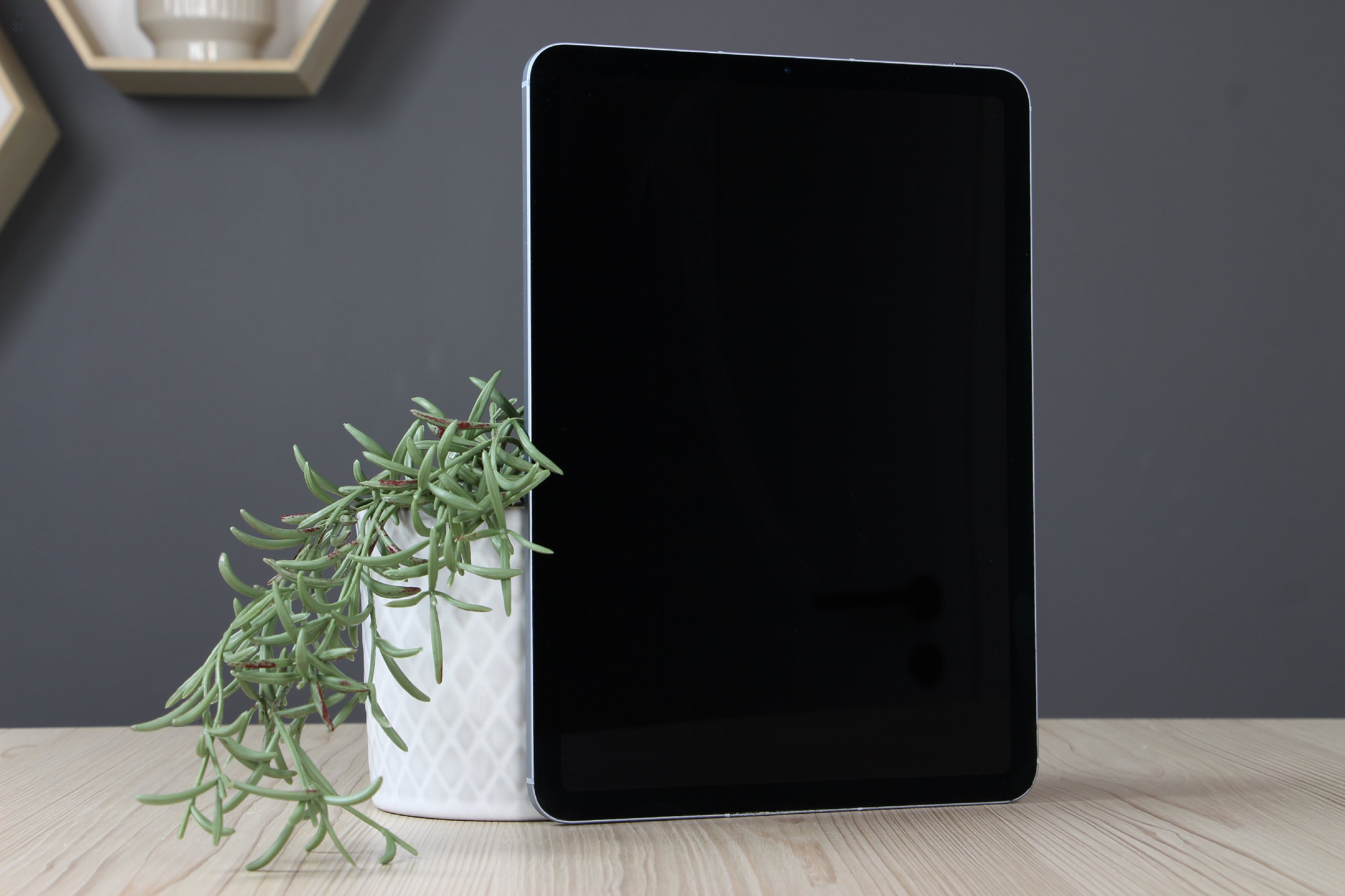 Apple iPad Air 4 64GB Cellular Blue C US-6792