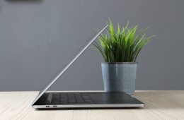 Apple Macbook Pro 15