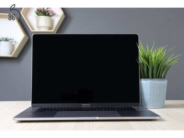 Apple Macbook Pro 15