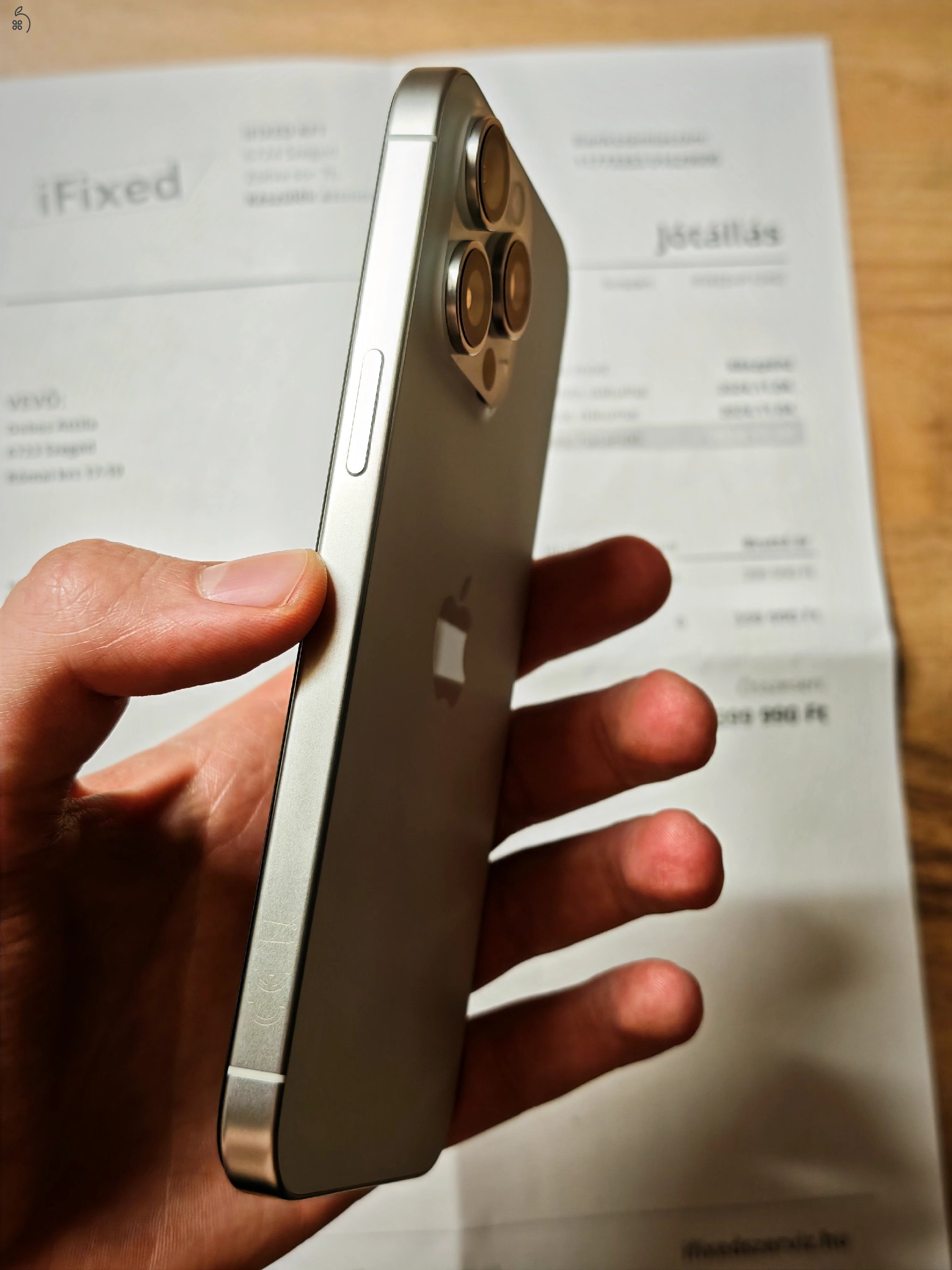 Iphone 15 Pro Max 94% akku, független, 256gb