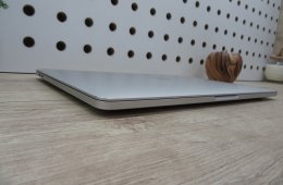 Apple Macbook Pro 13 Touchbar M1 - 2021 - Használt, megkímélt, szép állapot