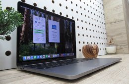 Apple Macbook Pro 13 Touchbar M1 - 2020 - Használt, szép állapot