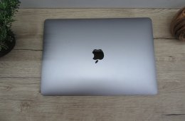 Apple Macbook Pro 13 Touchbar M1 - 2020 - Használt, szép állapot