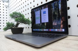  Apple Macbook Pro 13 Touchbar M1 - 2020 - Használt, megkímélt állapot 