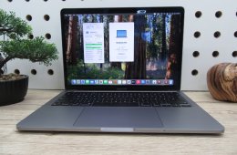  Apple Macbook Pro 13 Touchbar M1 - 2020 - Használt, megkímélt állapot 
