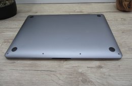  Apple Macbook Pro 13 Touchbar M1 - 2020 - Használt, megkímélt állapot 