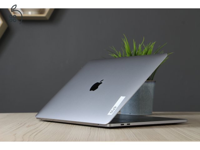 Apple Macbook Pro 13