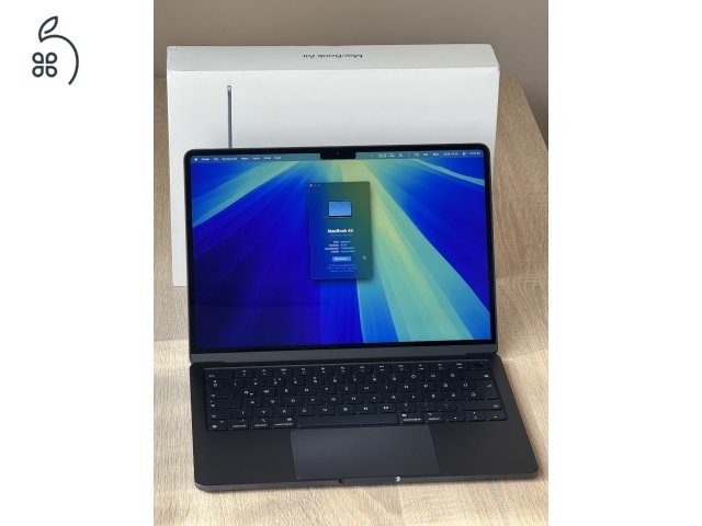 Apple MacBook Air 13 M3 16/512 éjfekete, AppleCare+ 2027.10