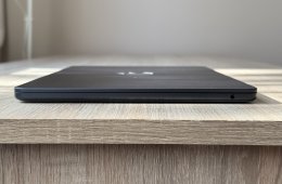 Apple MacBook Air 13 M3 16/512 éjfekete, AppleCare+ 2027.10